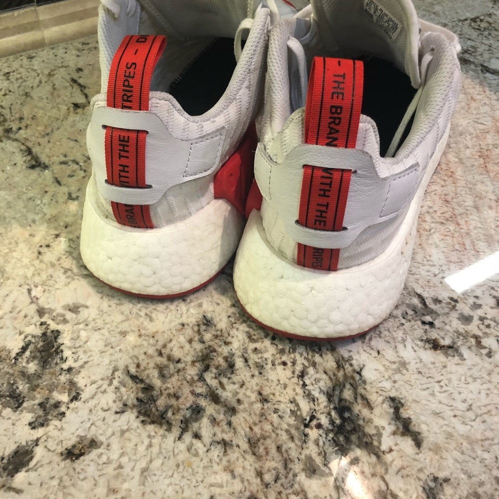 White and bright red Men’s Adidas NMD size 9.5 - Picture 2 of 7